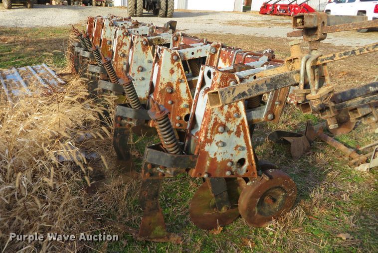 image for item DN7851 Hiniker Econ-O-Till  row crop cultivator