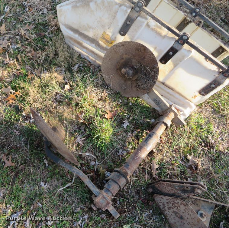 image for item DN7851 Hiniker Econ-O-Till  row crop cultivator