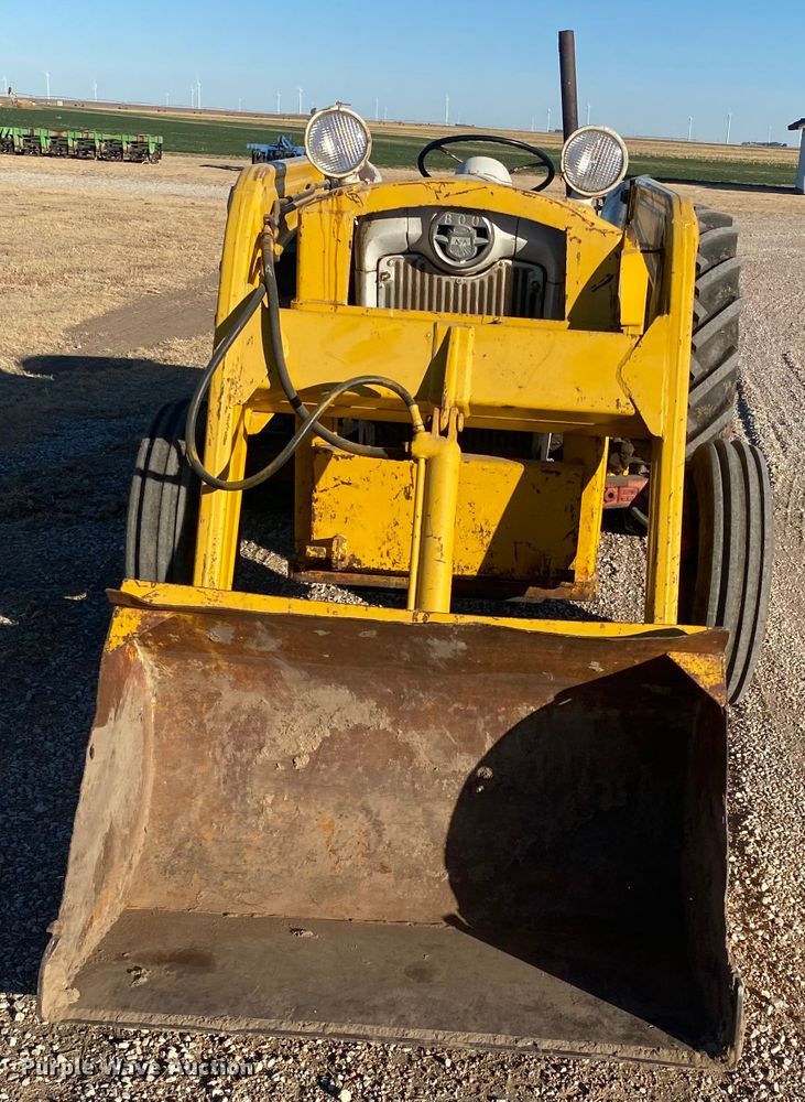 image for item EX9653 Ford 800  tractor