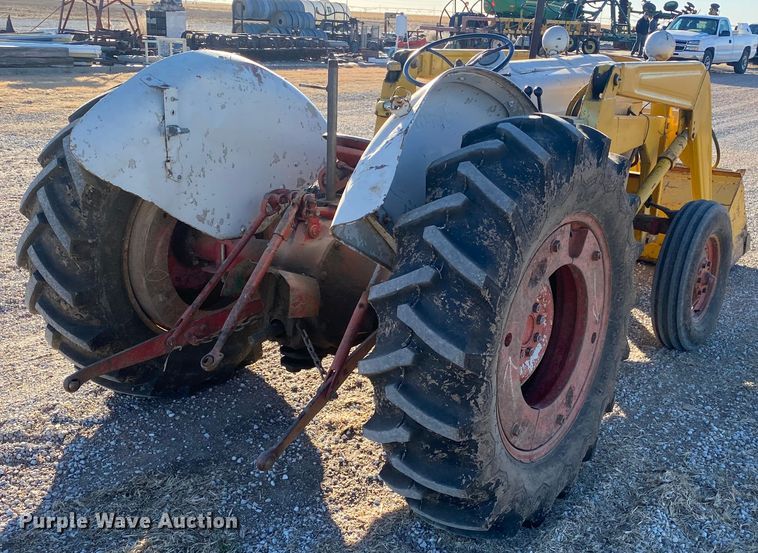 image for item EX9653 Ford 800  tractor