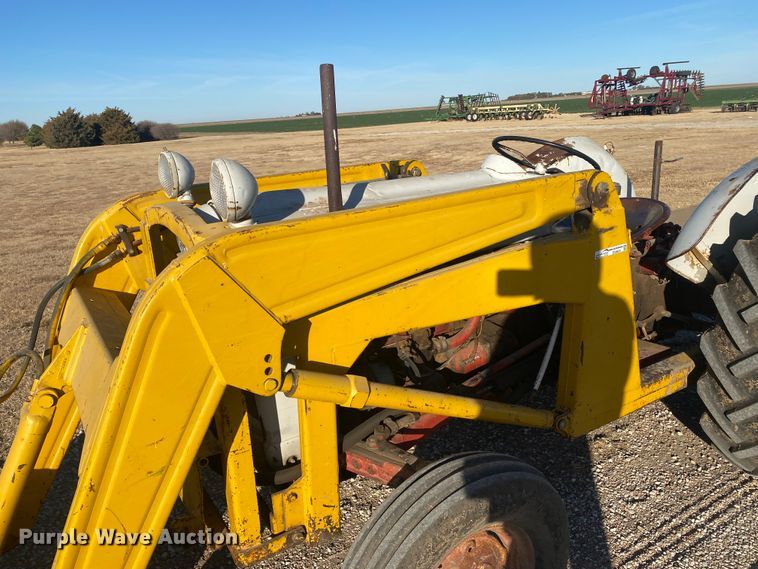 image for item EX9653 Ford 800  tractor