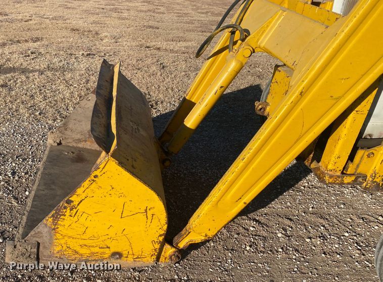 image for item EX9653 Ford 800  tractor