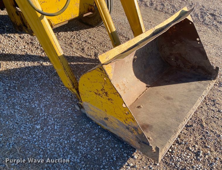 image for item EX9653 Ford 800  tractor