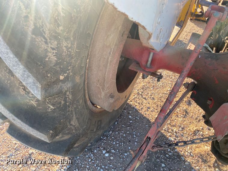 image for item EX9653 Ford 800  tractor