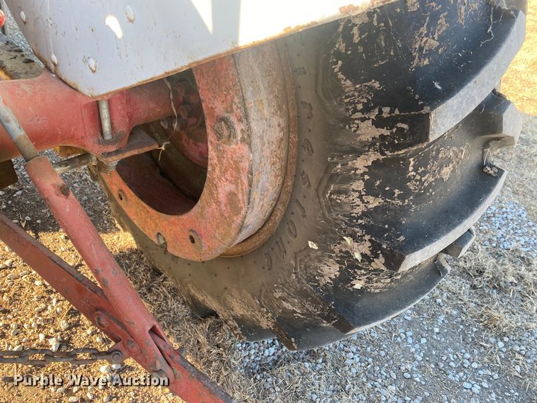 image for item EX9653 Ford 800  tractor