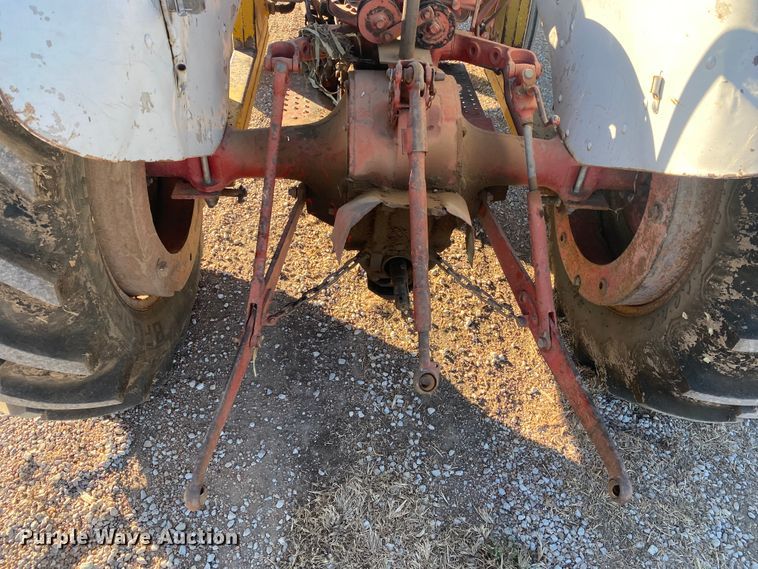 image for item EX9653 Ford 800  tractor