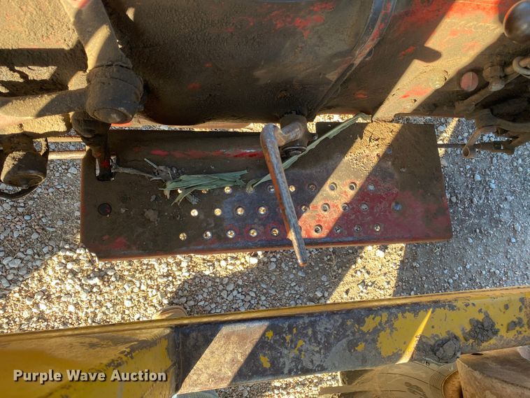 image for item EX9653 Ford 800  tractor