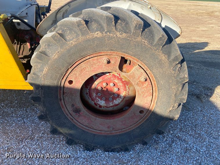 image for item EX9653 Ford 800  tractor