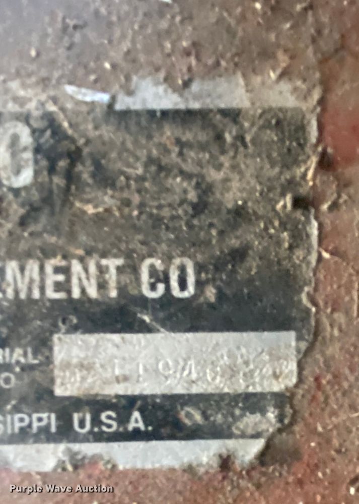 image for item EX9653 Ford 800  tractor