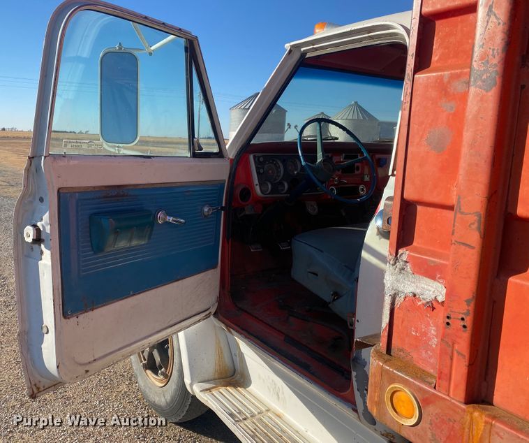 image for item EX9654 1970 Chevrolet C50  grain truck