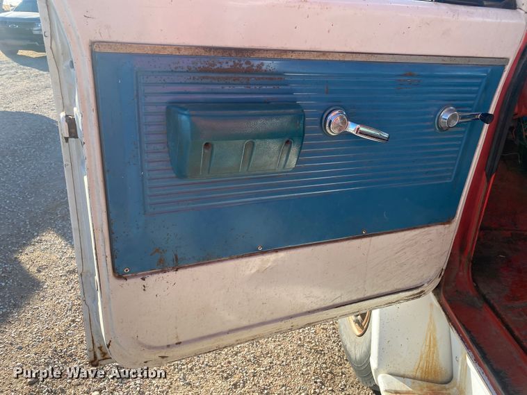 image for item EX9654 1970 Chevrolet C50  grain truck