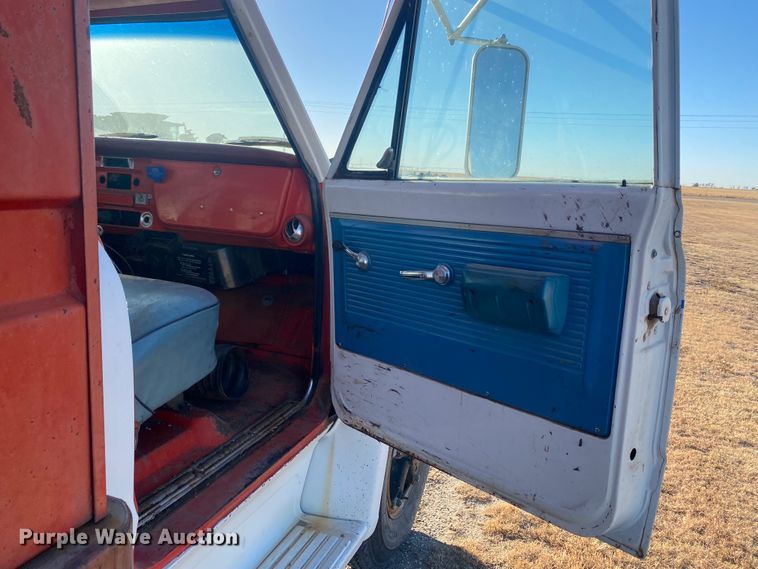 image for item EX9654 1970 Chevrolet C50  grain truck