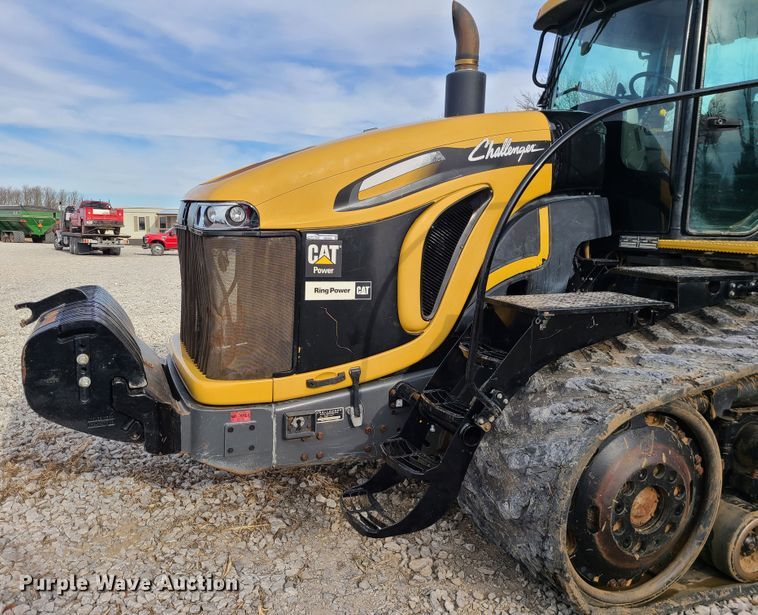 image for item GB9060 Challenger MT865C  tractor