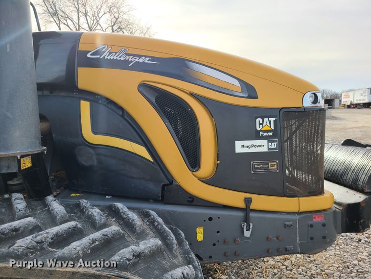 image for item GB9060 Challenger MT865C  tractor