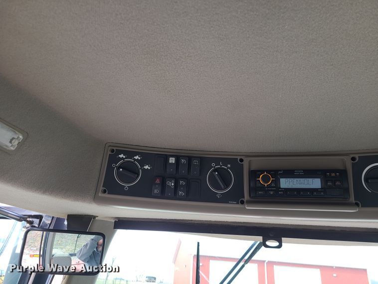 image for item GB9061 Case IH Quadtrac 485  4WD tractor