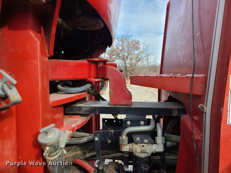 image for item GB9061 Case IH Quadtrac 485  4WD tractor