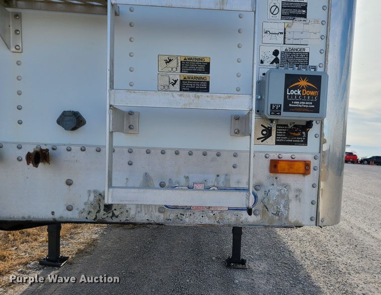 image for item GB9063 2010 Wilson  grain trailer