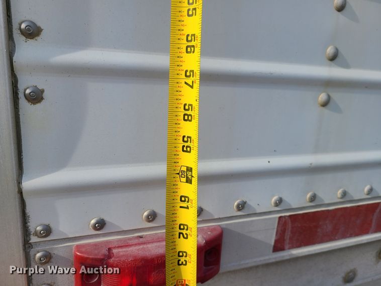 image for item GB9063 2010 Wilson  grain trailer