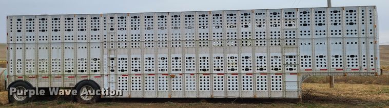 image for item GB9117 1997 Guthrie  livestock trailer