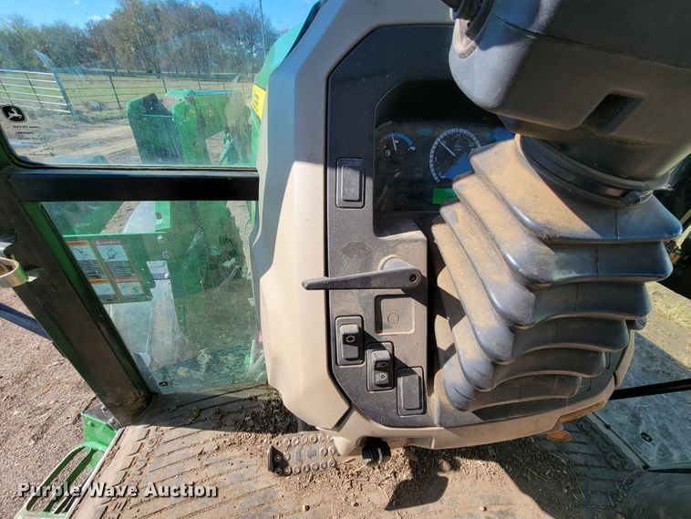 image for item HP9684 2014 John Deere 6115D  MFWD tractor