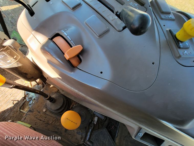 image for item HP9684 2014 John Deere 6115D  MFWD tractor