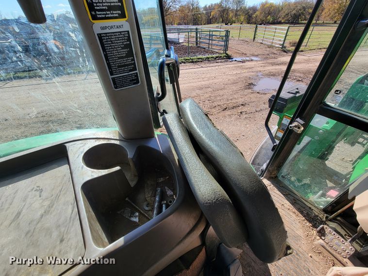 image for item HP9684 2014 John Deere 6115D  MFWD tractor