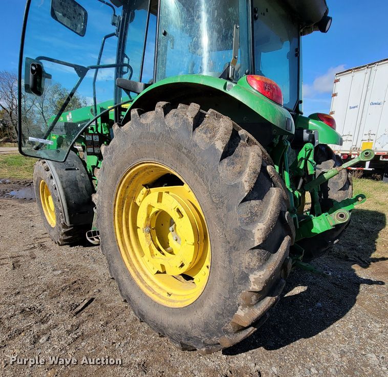 image for item HP9684 2014 John Deere 6115D  MFWD tractor