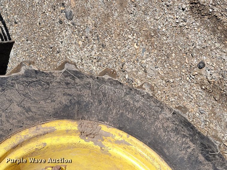 image for item HP9684 2014 John Deere 6115D  MFWD tractor