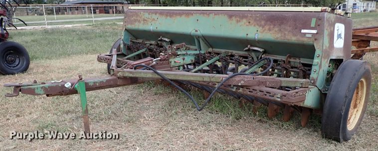 image for item IC9592 John Deere 8350  grain drill