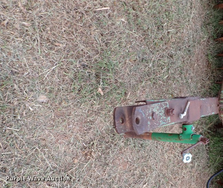 image for item IC9592 John Deere 8350  grain drill