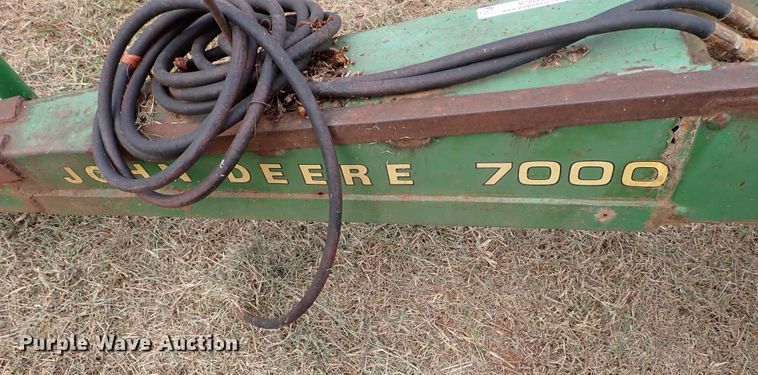 image for item IC9599 John Deere 7000  planter