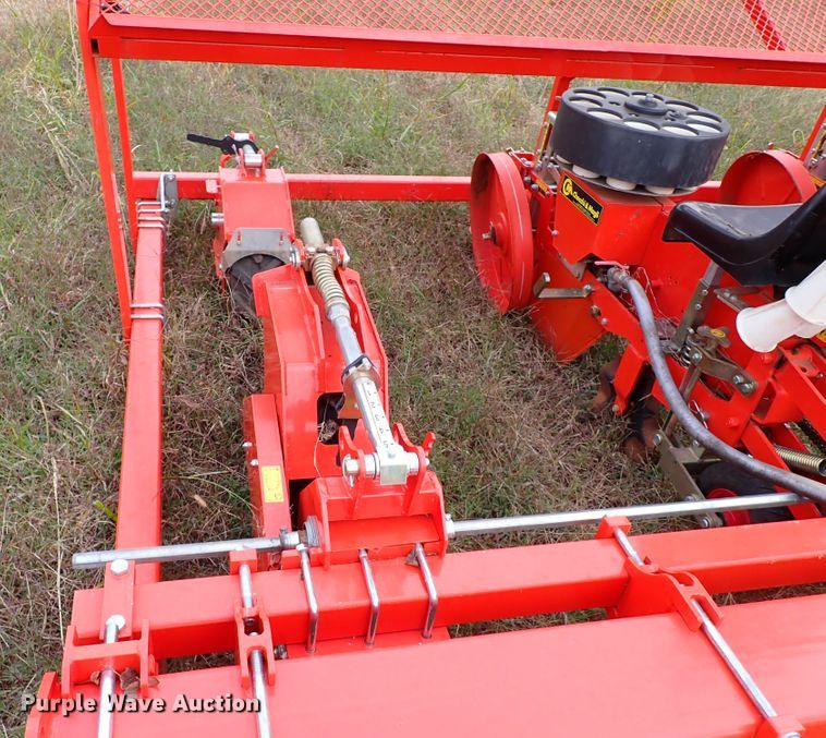 image for item IC9601 2019 Checchi & Magli 500917  transplanter