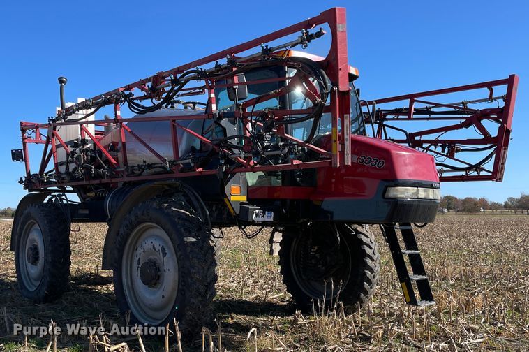 image for item ID9551 2011 Case IH Patriot 3330  sprayer
