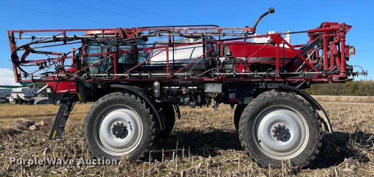 image for item ID9551 2011 Case IH Patriot 3330  sprayer