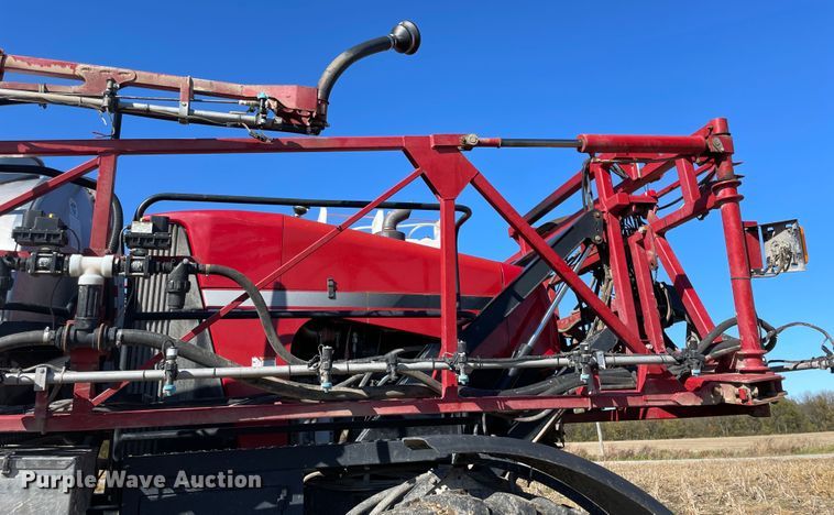 image for item ID9551 2011 Case IH Patriot 3330  sprayer