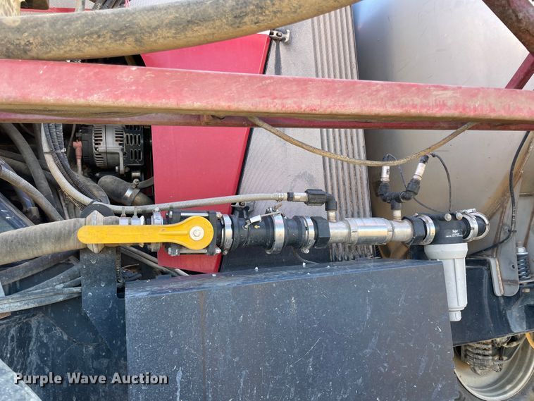 image for item ID9551 2011 Case IH Patriot 3330  sprayer