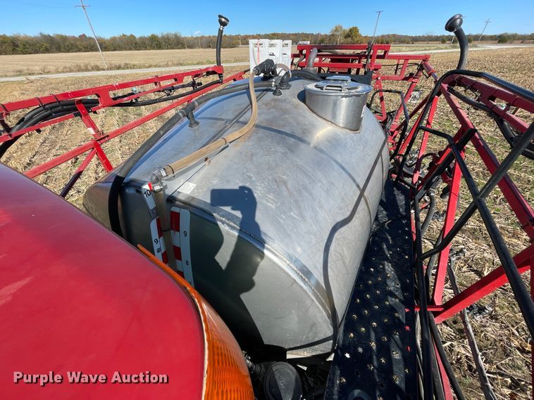 image for item ID9551 2011 Case IH Patriot 3330  sprayer