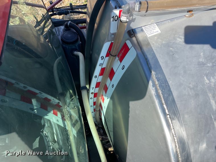 image for item ID9551 2011 Case IH Patriot 3330  sprayer