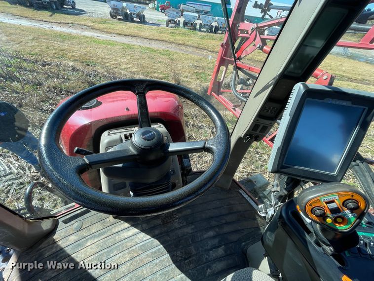 image for item ID9551 2011 Case IH Patriot 3330  sprayer