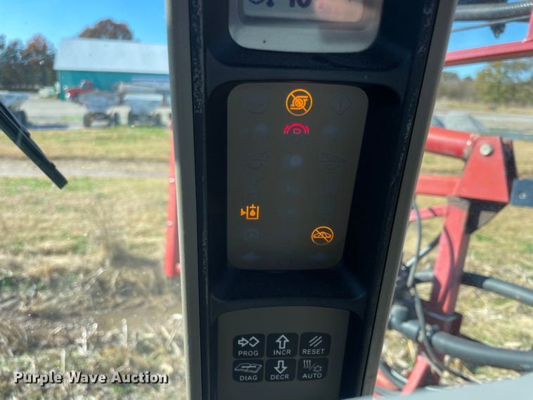 image for item ID9551 2011 Case IH Patriot 3330  sprayer