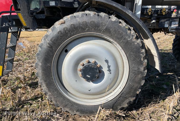 image for item ID9551 2011 Case IH Patriot 3330  sprayer