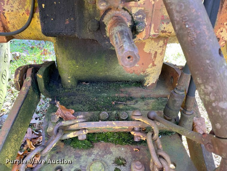 image for item ID9554 1964 Minneapolis Moline M602  tractor