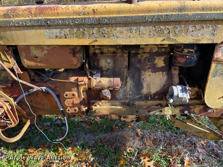 image for item ID9554 1964 Minneapolis Moline M602  tractor