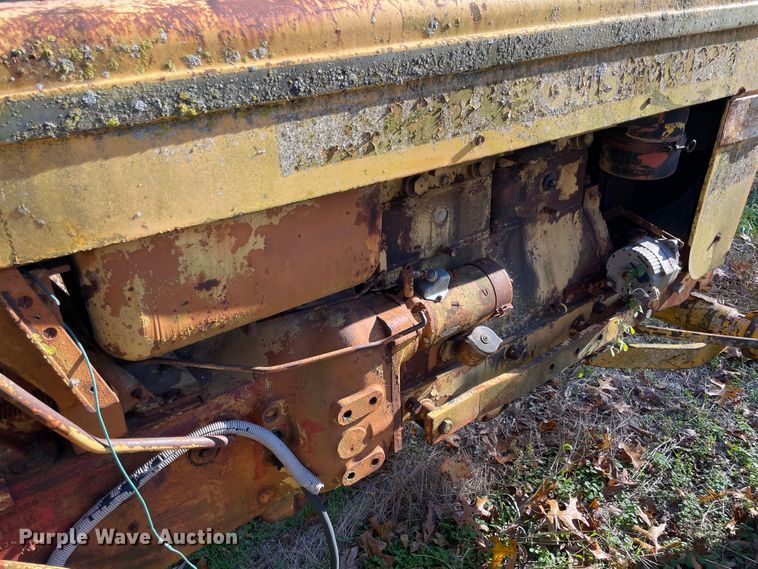 image for item ID9554 1964 Minneapolis Moline M602  tractor