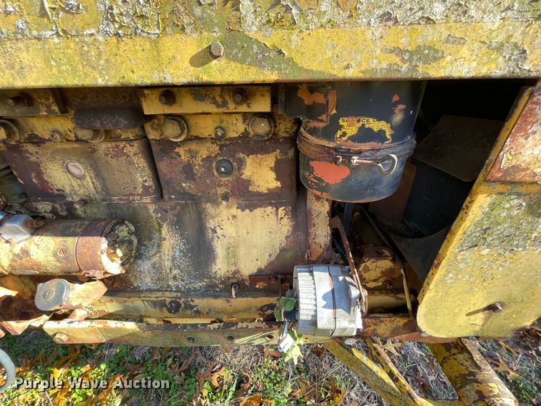 image for item ID9554 1964 Minneapolis Moline M602  tractor