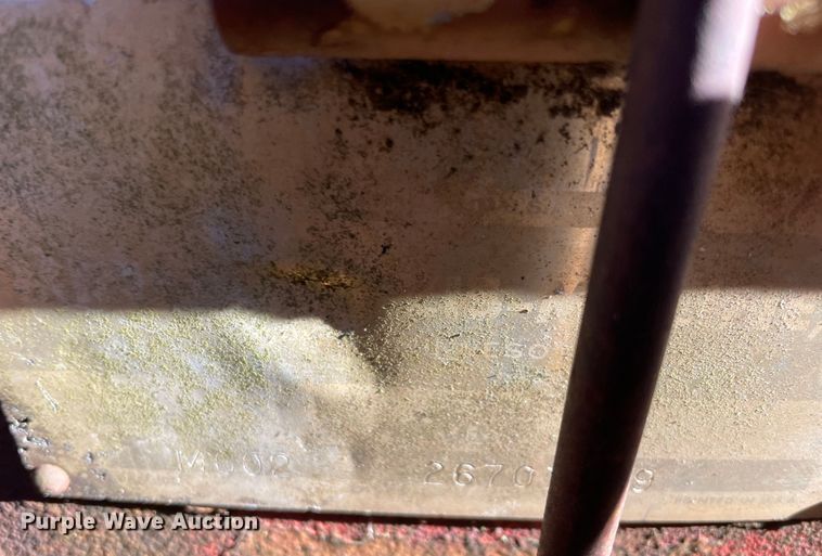 image for item ID9554 1964 Minneapolis Moline M602  tractor