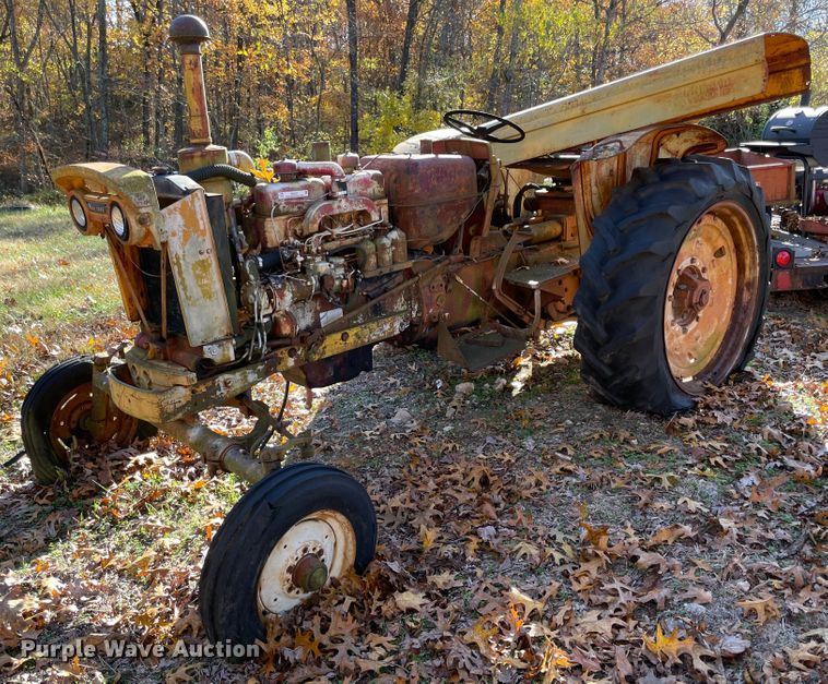 image for item ID9557 1960 Minneapolis Moline M5  tractor