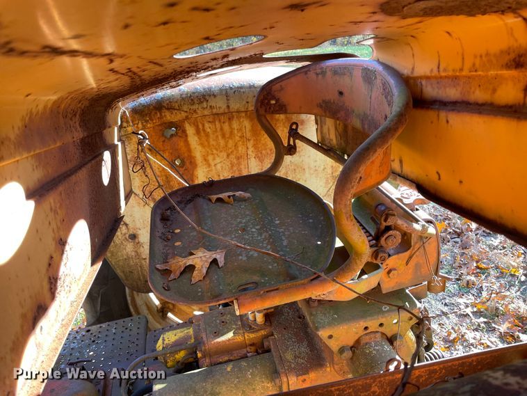 image for item ID9557 1960 Minneapolis Moline M5  tractor