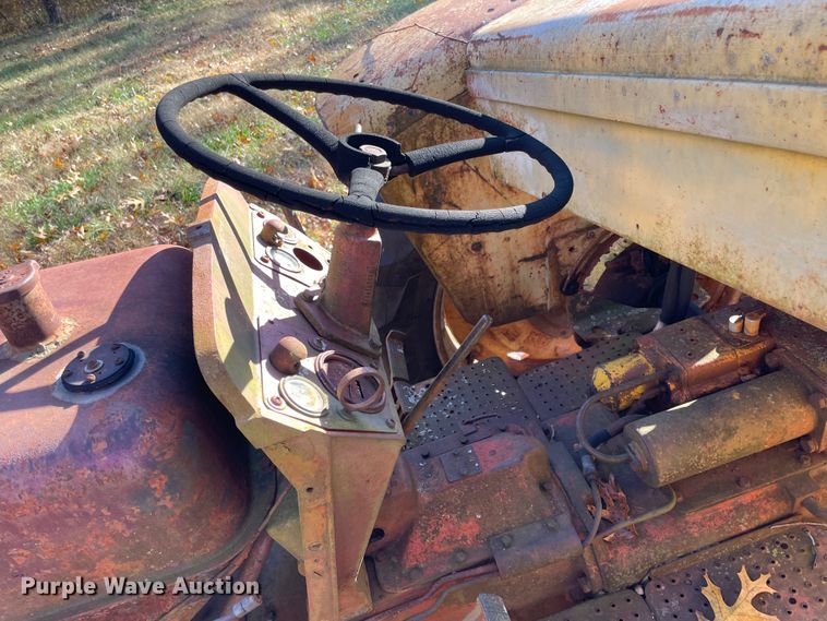 image for item ID9557 1960 Minneapolis Moline M5  tractor