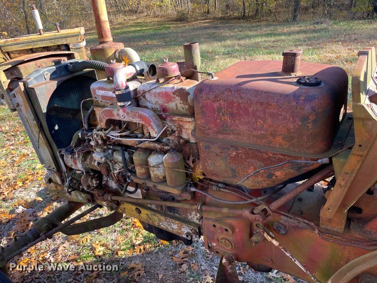 image for item ID9557 1960 Minneapolis Moline M5  tractor